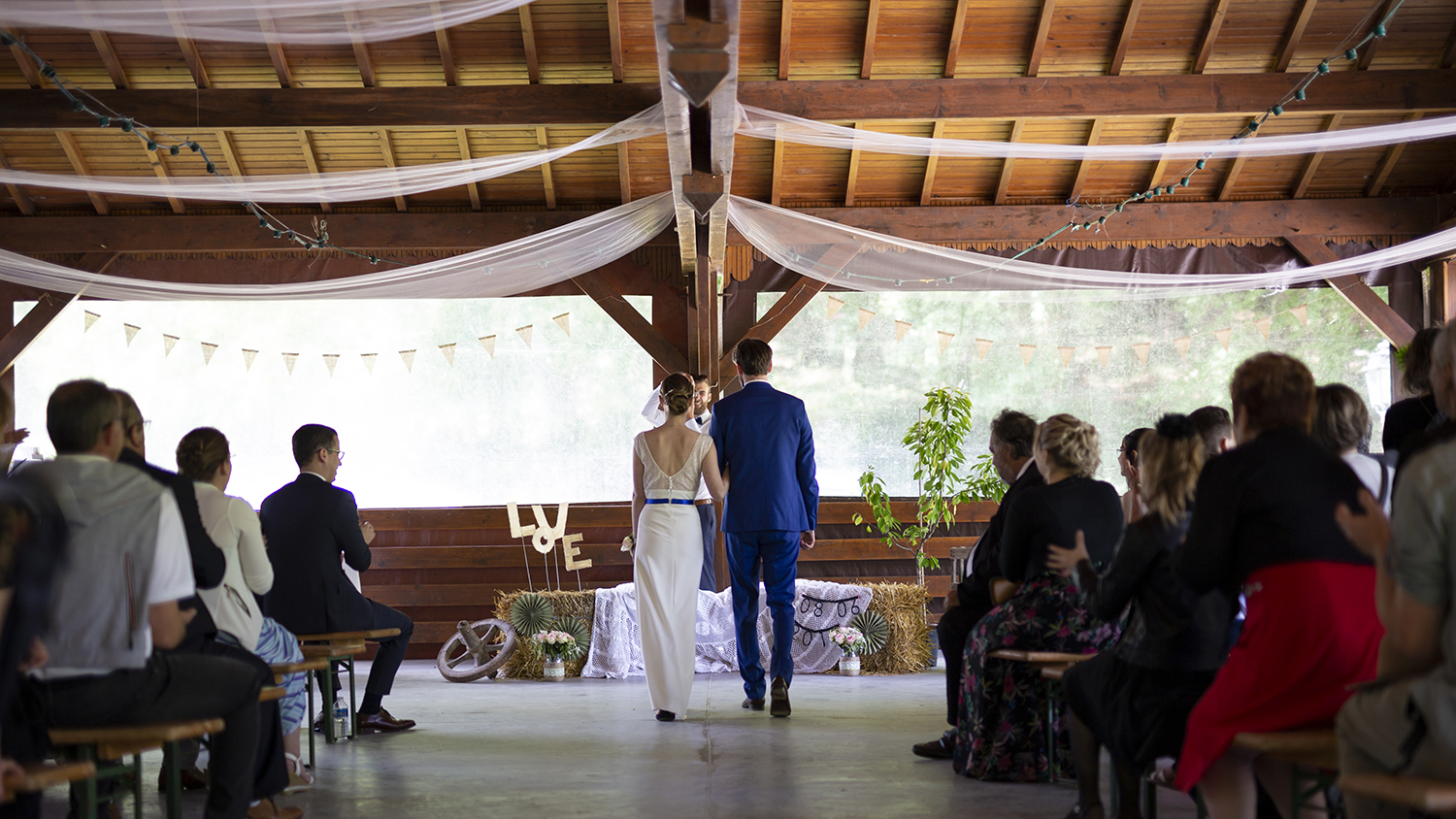 Photographie couleur d'un mariage